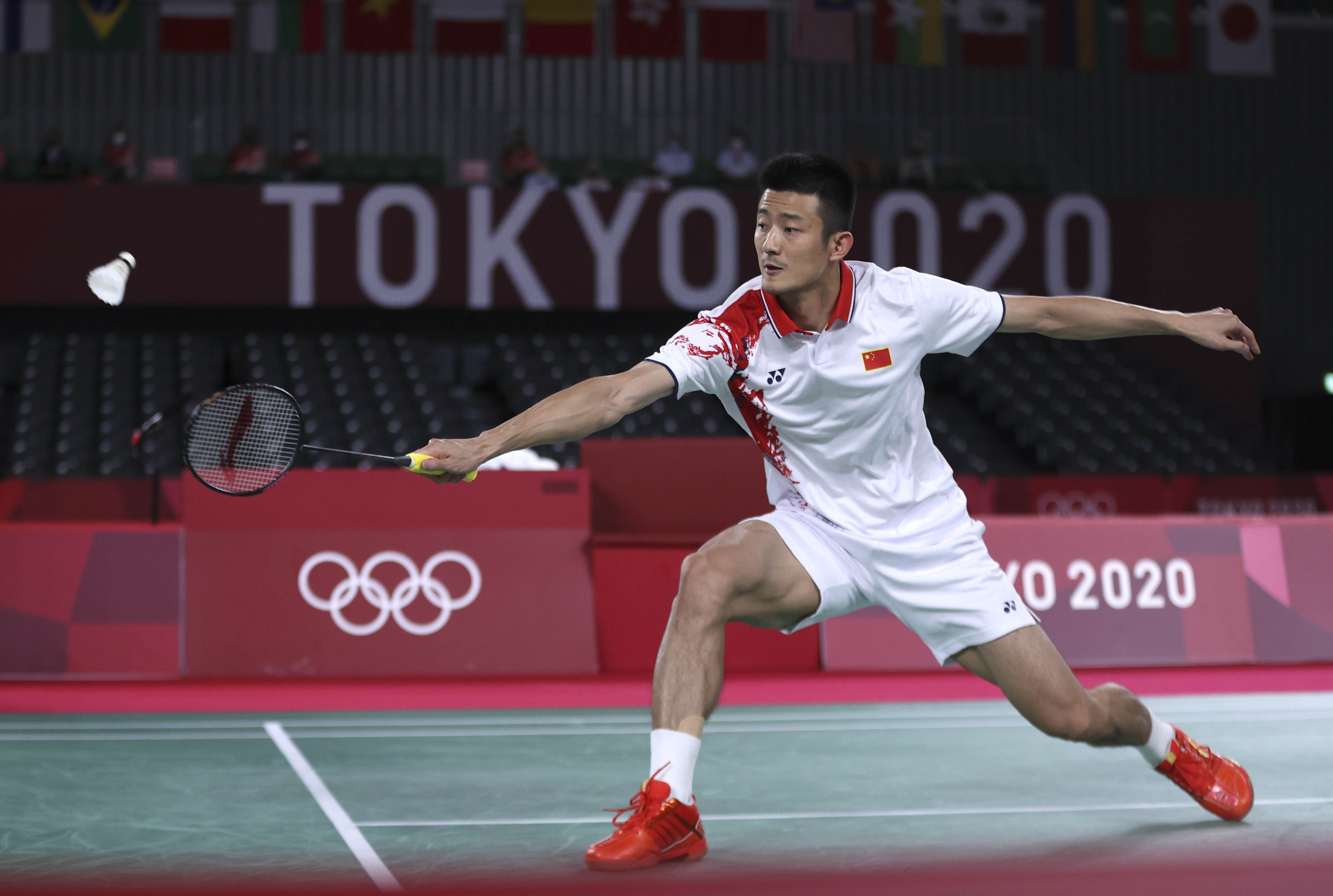 包含日本羽毛球队逆转英格兰羽毛球队，谌龙统治全场的词条