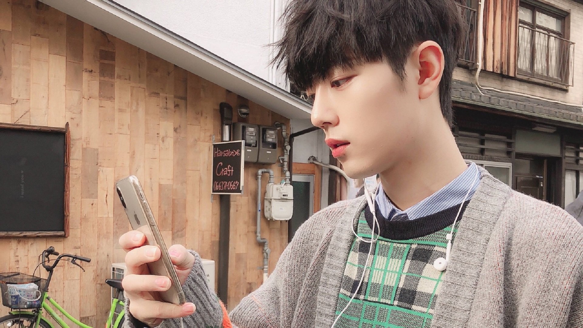 湖人大胜却显局外人光芒,班凯罗隔空抢戏背后的篮球哲学