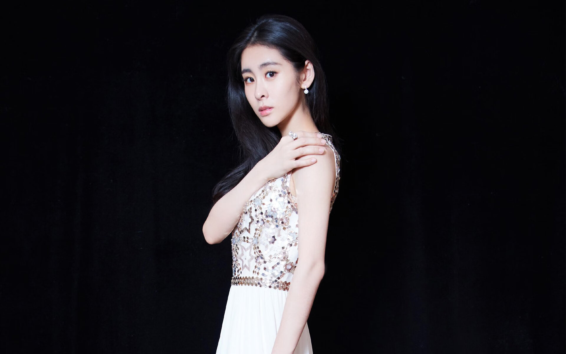 迪亚斯连击拉开分差,塞内加尔惊险取胜亚特兰大