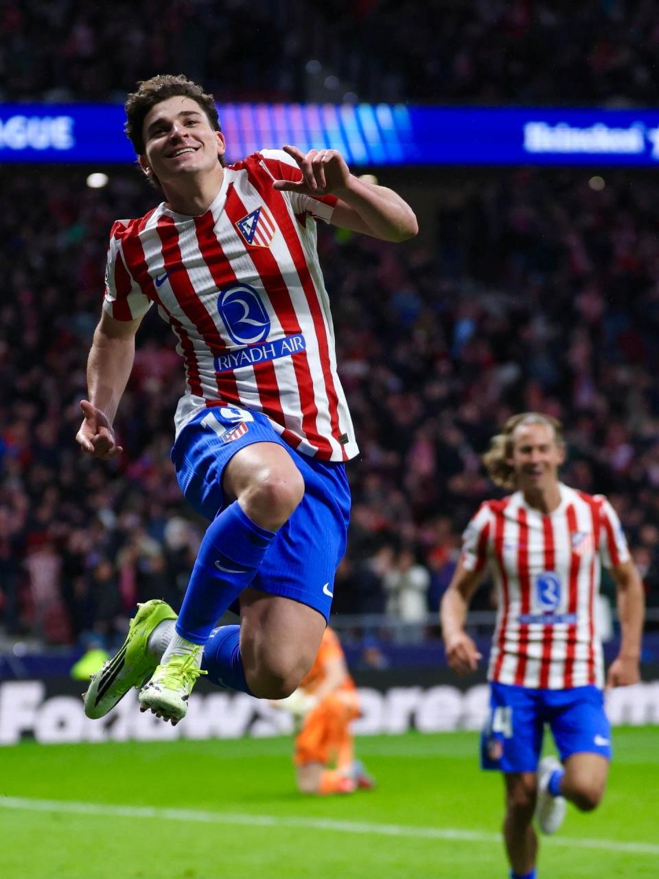 沙特对阵AC米兰,阿尔瓦雷斯全场最佳无争议 沙特对阵AC米兰,阿尔瓦雷斯全场最佳无争议